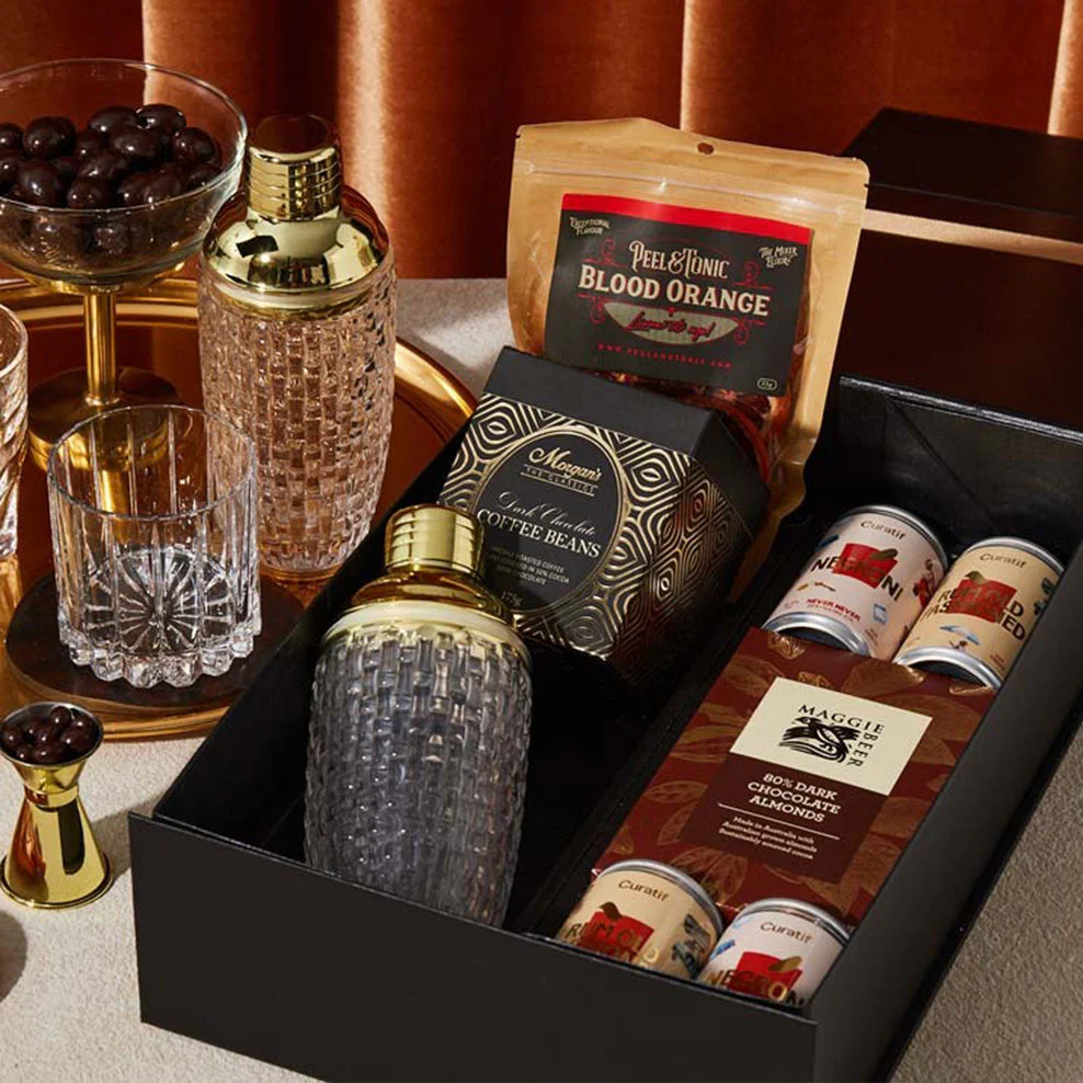 Negroni & Amaretto Sour Cocktail Hamper - Image 3